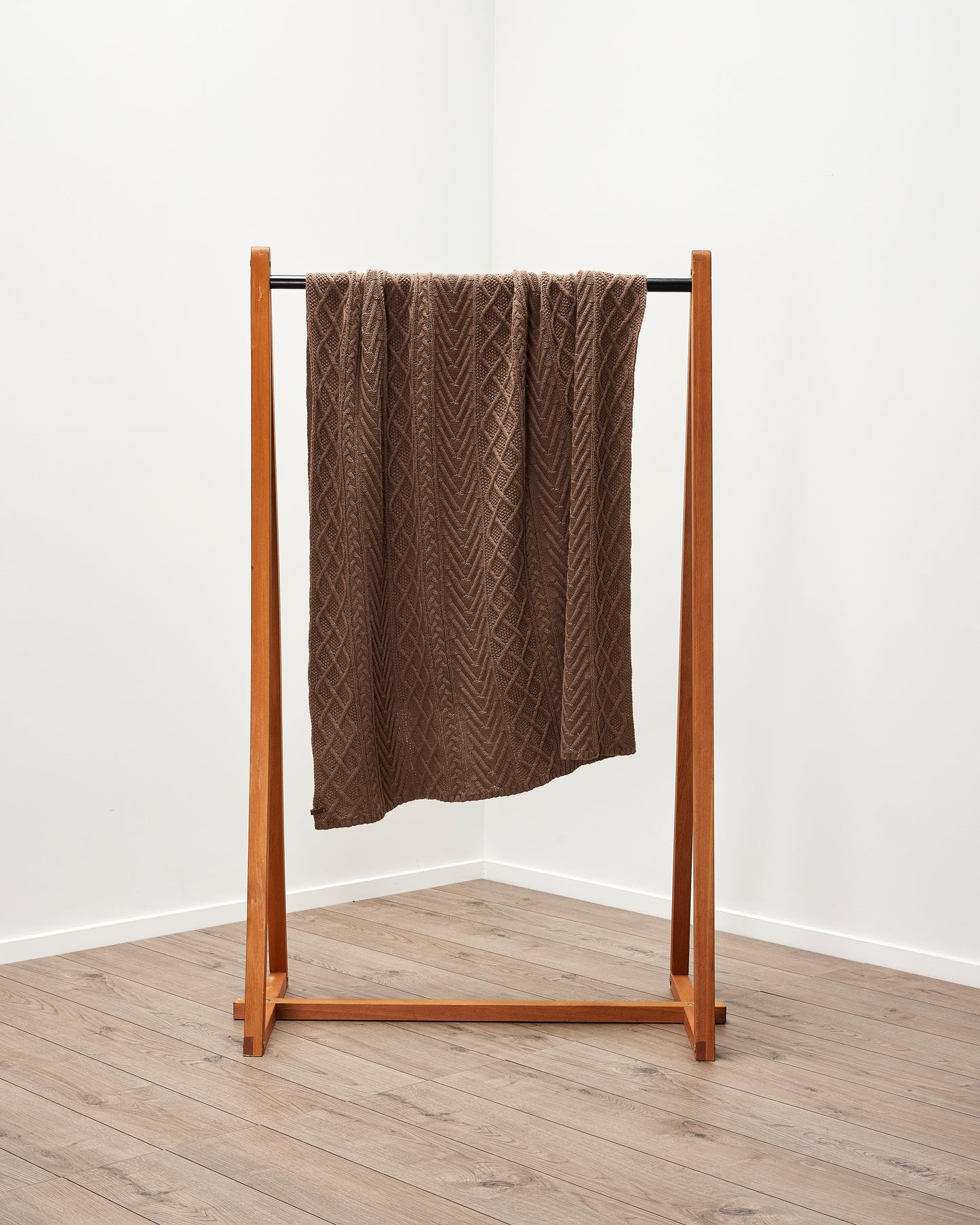 Possum Merino Mixed Cable Throw