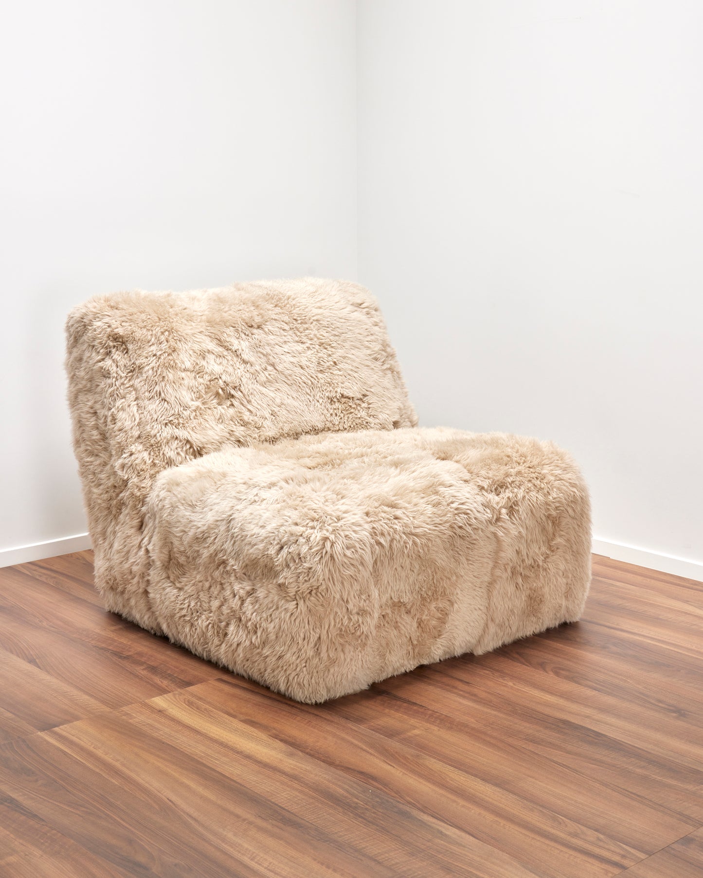 Cecil Sheepskin Chair